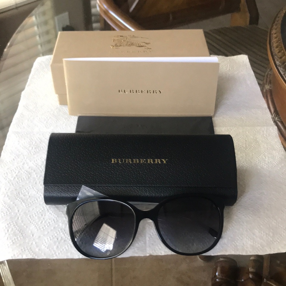 Burberry sunglasses